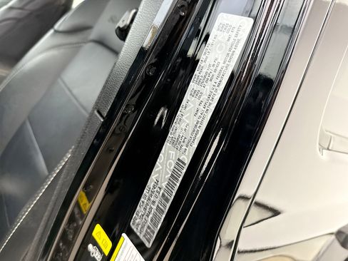 Used 2021 Jeep Wrangler Unlimited Sahara image 19