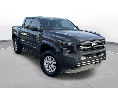 Used 2024 Toyota Tacoma SR5 image 4