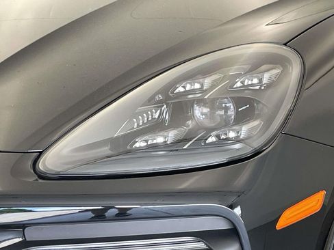 Certified 2023 Porsche Cayenne S Platinum AWD/4WD image 15