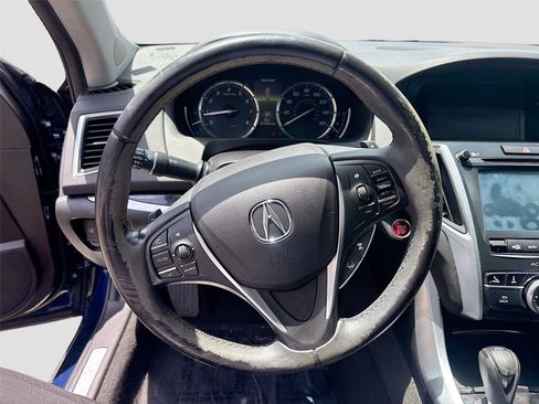 Used 2019 Acura TLX FWD image 11
