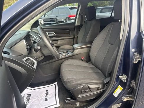 Used 2017 GMC Terrain SLE AWD/4WD image 8