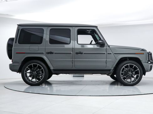 Used 2025 Mercedes-Benz G 550 image 6