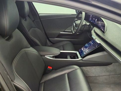 Used 2023 Lucid Air Pure image 24