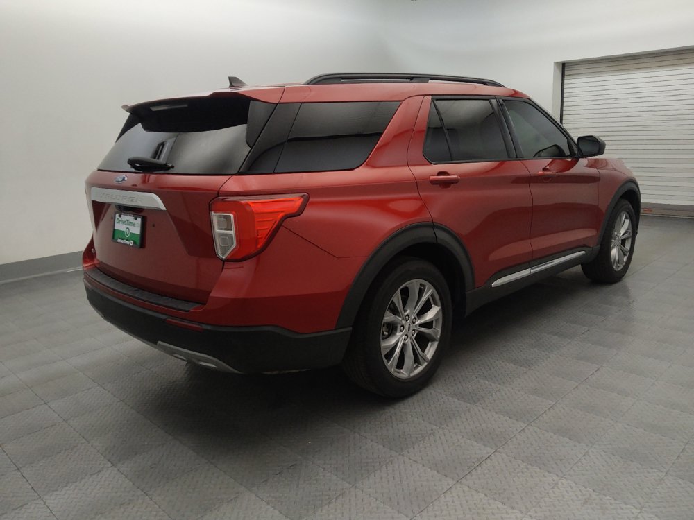 Used 2022 Ford Explorer XLT w/ Equipment Group 202A RWD image 9