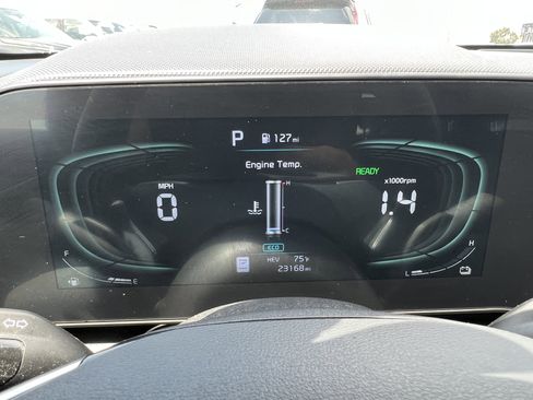 Certified 2023 Kia Niro EX FWD image 26
