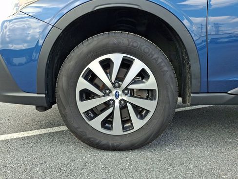 Used 2022 Subaru Outback Premium AWD/4WD image 9