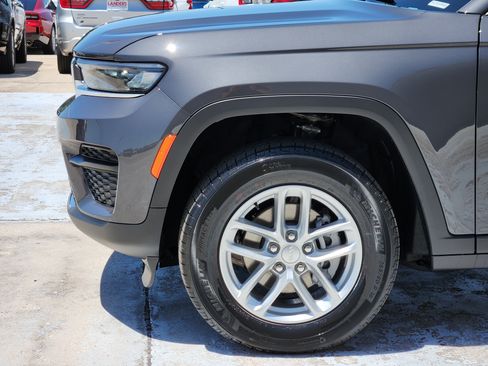 New 2026 Jeep Grand Cherokee Laredo X AWD/4WD image 5