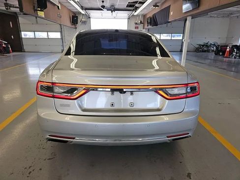 Used 2017 Lincoln Continental Reserve FWD image 6