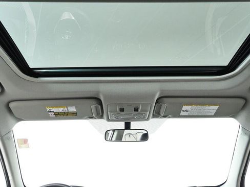 Used 2014 Toyota RAV4 XLE FWD image 18