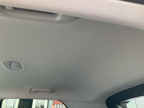 Used 2025 Hyundai Ioniq 5 SEL image 31