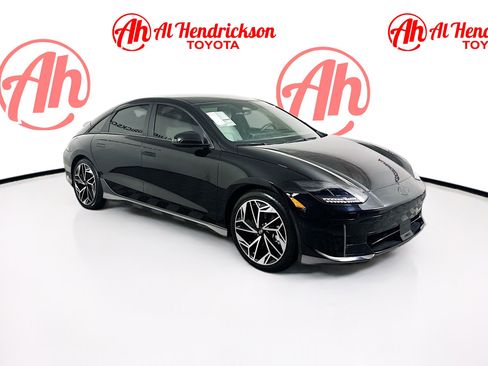 Used 2023 Hyundai Ioniq 6 SEL image 1