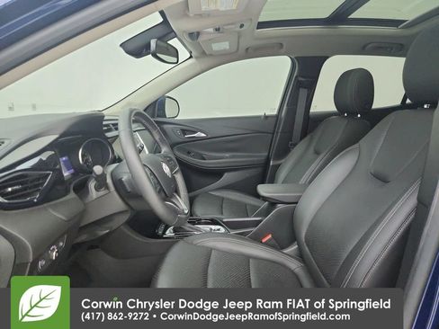 Used 2023 Buick Encore GX Essence w/ Experience Buick Package FWD image 18