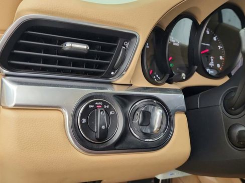 Used 2014 Porsche 911 Carrera RWD image 17