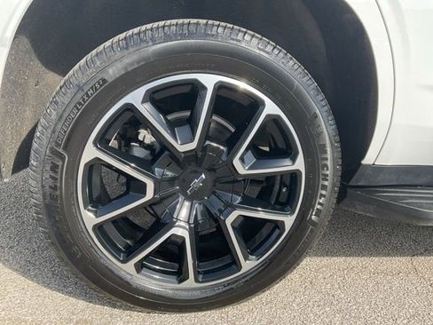 Used 2023 Chevrolet Tahoe RST image 10