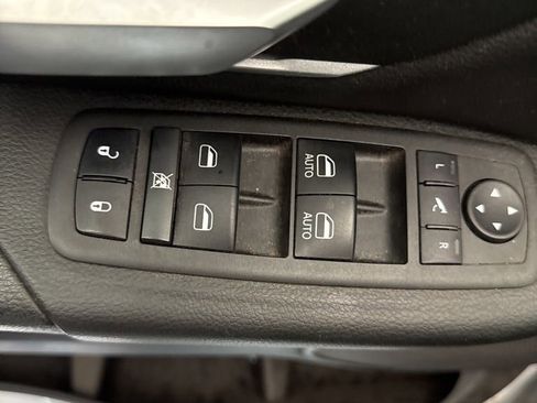 Used 2022 RAM 1500 Lone Star image 11