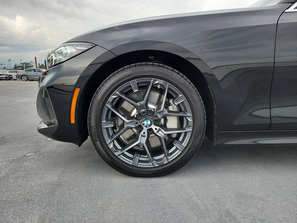 Used 2026 BMW 330i Sedan w/ Convenience Package RWD image 5