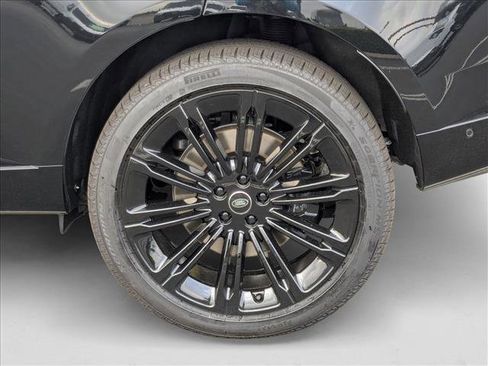 New 2025 Land Rover Range Rover Autobiography image 10