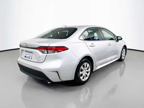 Used 2024 Toyota Corolla LE FWD image 4