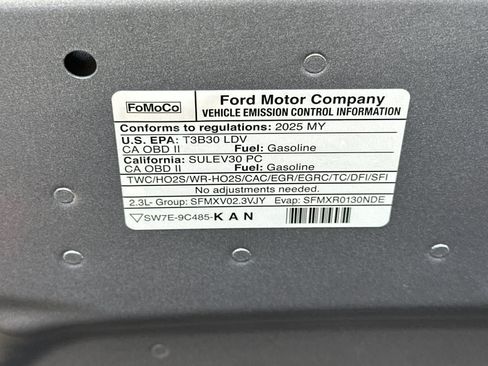 Used 2025 Ford Mustang Premium RWD image 29