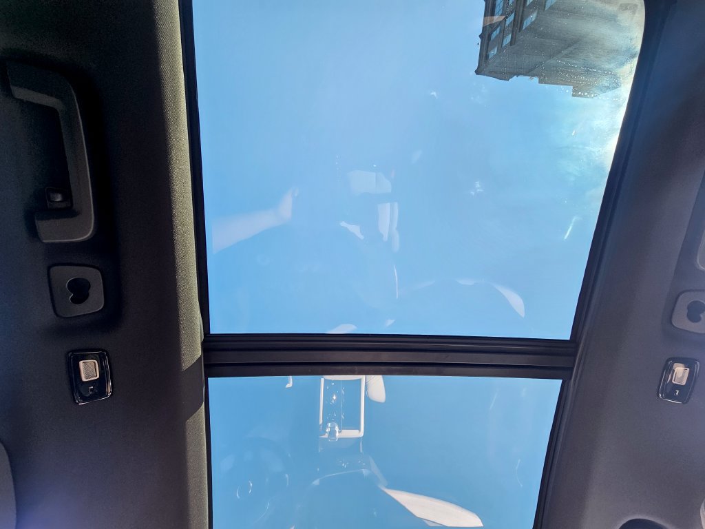 Certified 2025 Volvo XC90 B5 Plus AWD/4WD image 46
