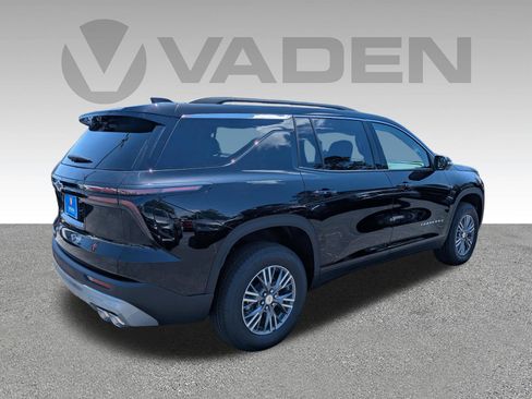 New 2026 Chevrolet Traverse LT w/ Driver Confidence Package AWD/4WD image 28