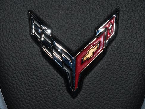 Used 2022 Chevrolet Corvette Stingray Convertible w/ Z51 Performance Package RWD image 33
