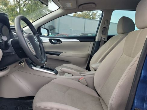 Used 2016 Nissan Sentra S image 19