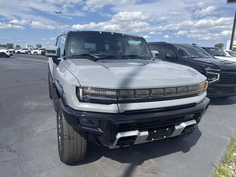 Used 2025 GMC Hummer EV 3X AWD/4WD image 6