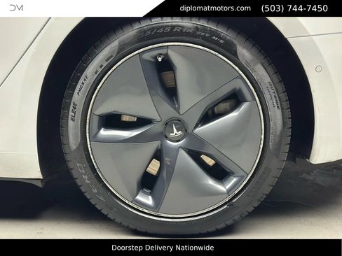 Used 2019 Tesla Model 3 Long Range image 34