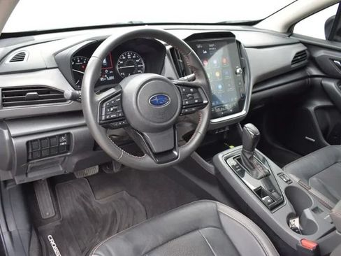 Used 2024 Subaru Crosstrek 2.5i Limited AWD/4WD image 3