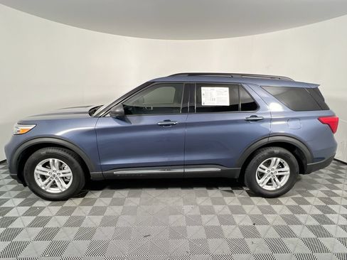 Used 2021 Ford Explorer XLT w/ Equipment Group 202A RWD image 6