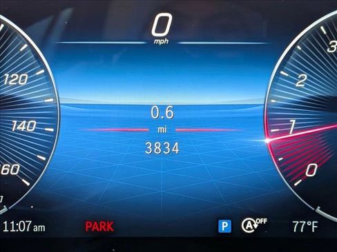 Certified 2025 Mercedes-Benz GLB 250 image 11