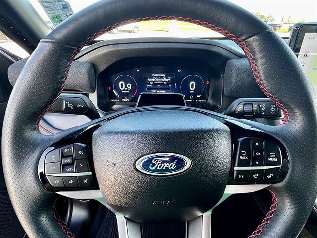 Used 2025 Ford Explorer ST-Line w/ Premium Package RWD image 17