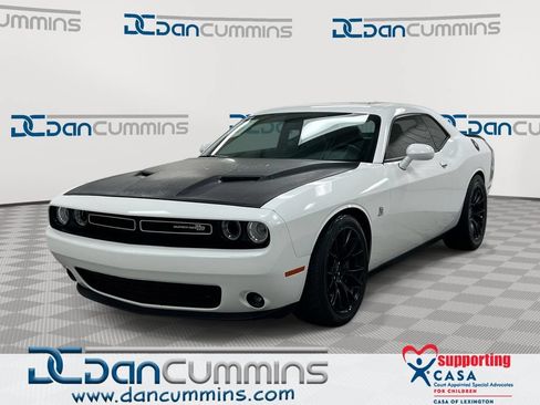 Used 2018 Dodge Challenger R/T Scat Pack w/ Dynamics Package RWD image 1