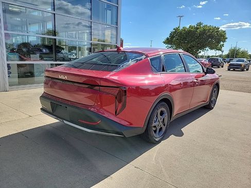 New 2026 Kia K4 FWD image 5