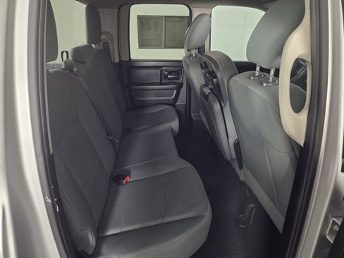 Used 2019 RAM 1500 Express RWD image 28