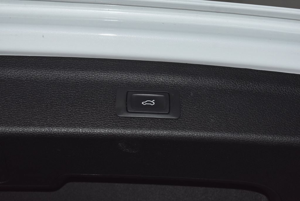 Used 2022 Audi Q3 2.0T Premium Plus AWD/4WD image 34