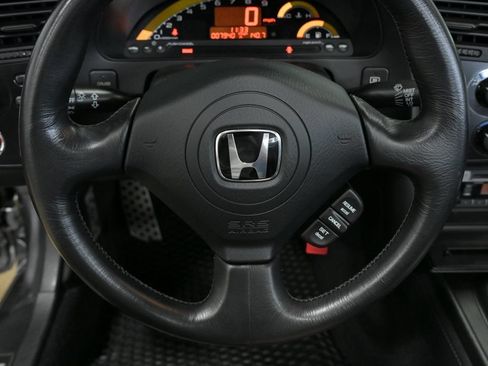 Used 2005 Honda S2000 image 51