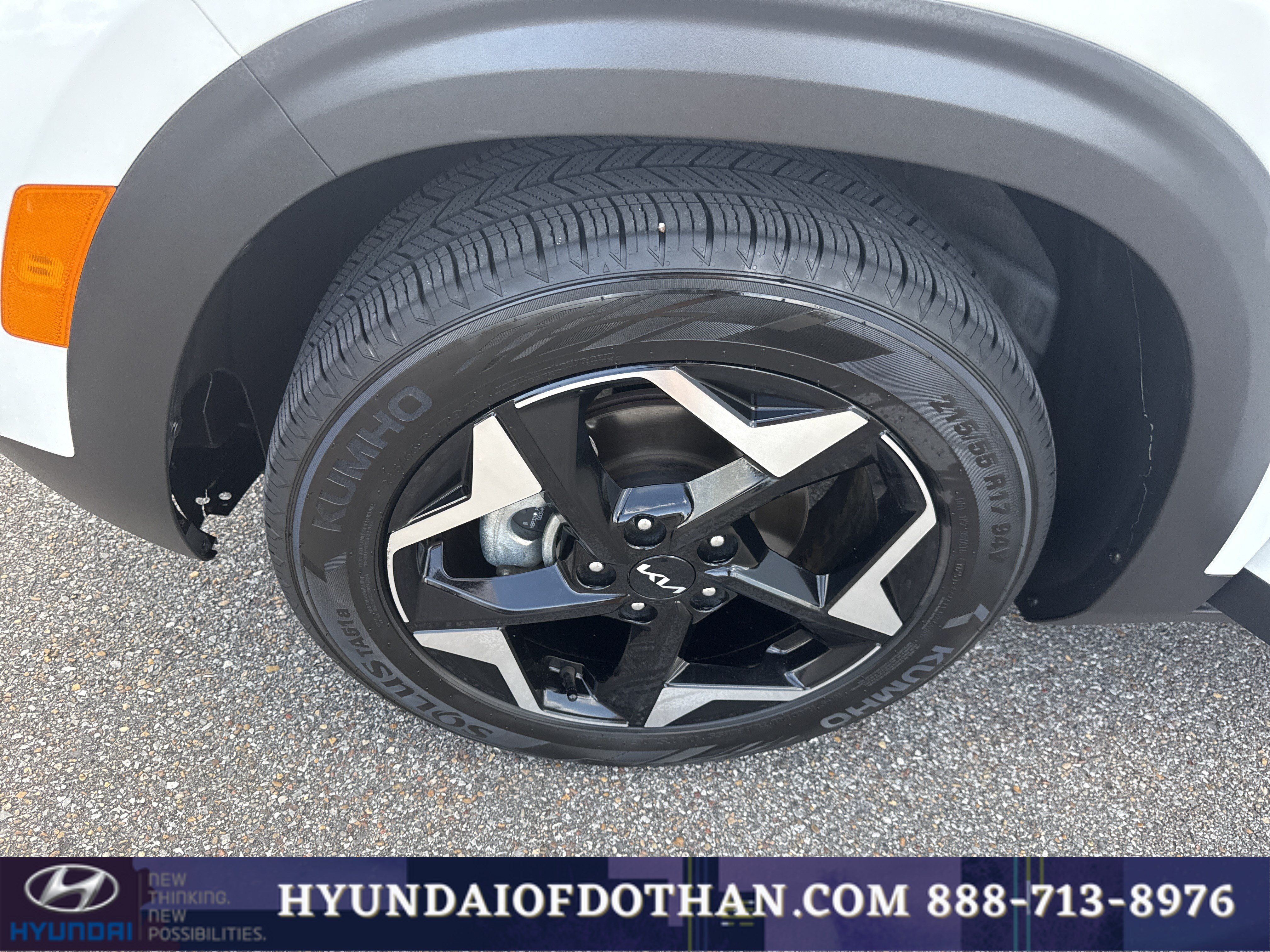 Used 2025 Kia Seltos S FWD image 19