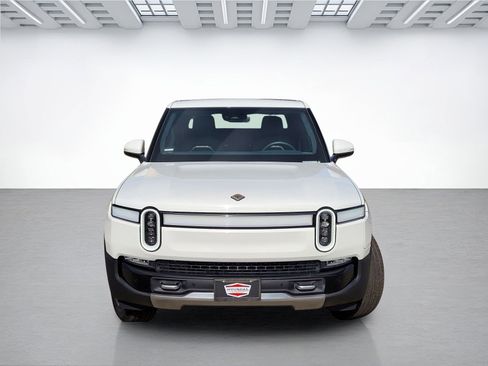 Used 2023 Rivian R1T Adventure image 2