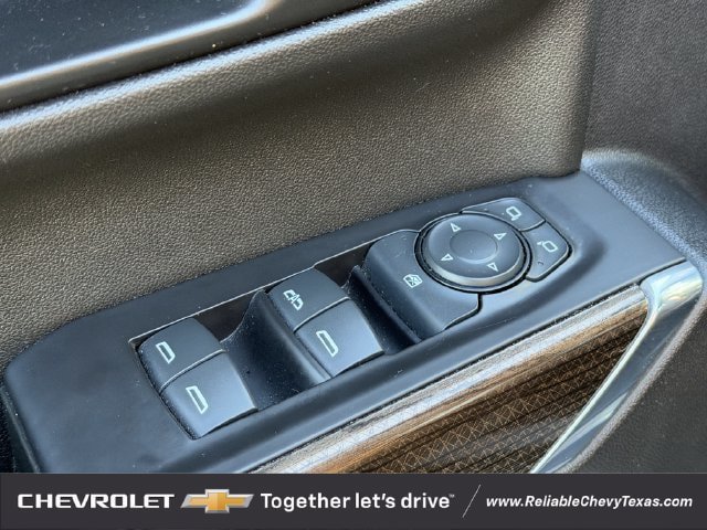 Used 2020 Chevrolet Silverado 1500 RST w/ Texas Edition RWD image 32
