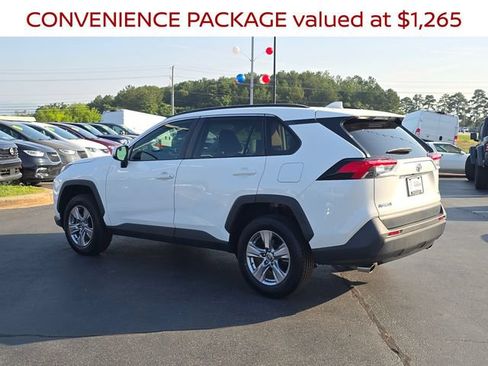 Used 2023 Toyota RAV4 XLE w/ Convenience Package FWD image 5