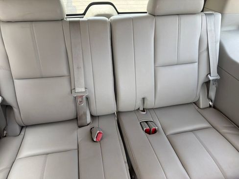 Used 2014 Chevrolet Tahoe LT w/ All-Star Edition AWD/4WD image 23