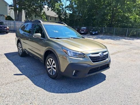 Used 2020 Subaru Outback Premium AWD/4WD image 11