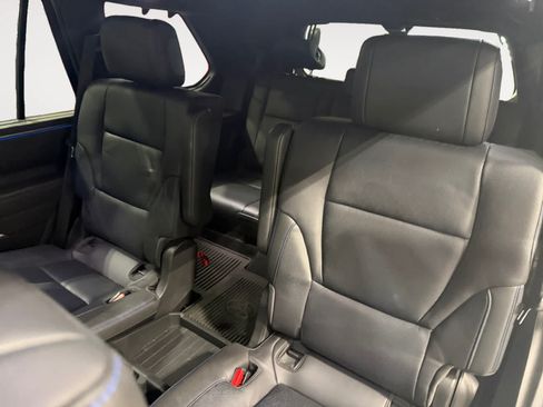 Used 2024 Toyota Sequoia Platinum AWD/4WD image 14