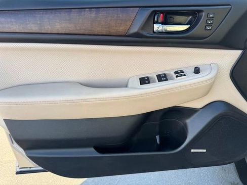 Used 2016 Subaru Outback 2.5i Limited image 13