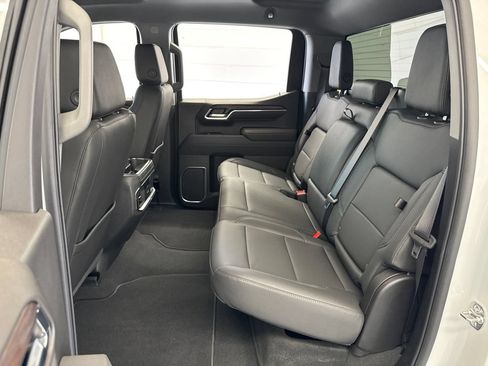 Used 2026 GMC Sierra 1500 SLT w/ SLT Premium Package AWD/4WD image 38