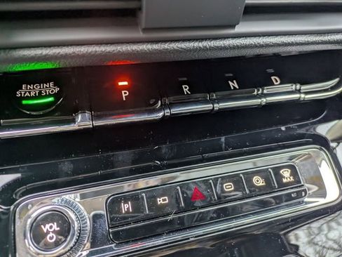 New 2026 Lincoln Corsair Grand Touring image 6