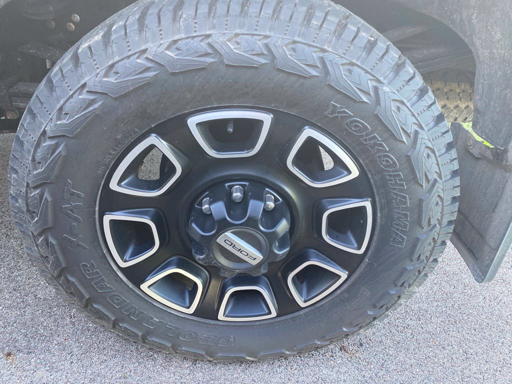 Used 2023 Ford F250 Platinum AWD/4WD image 12