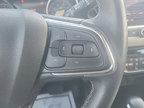 Used 2023 Buick Encore GX Select image 11